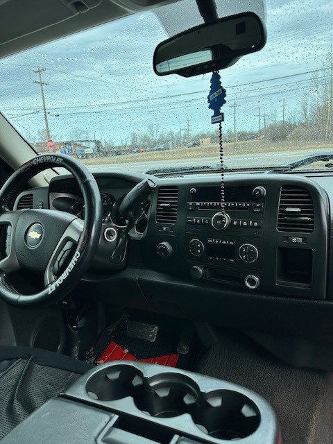 dash/radio
